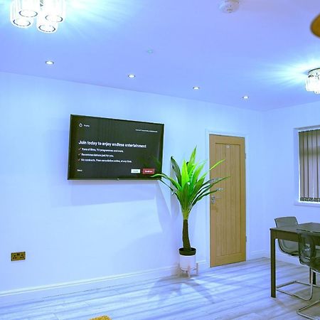 Rostron House Hotel Манчестър Екстериор снимка