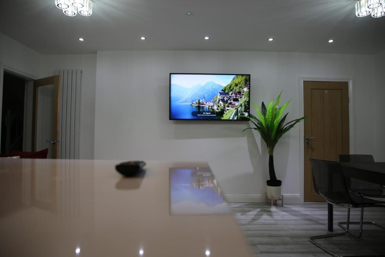 Rostron House Hotel Манчестър Екстериор снимка
