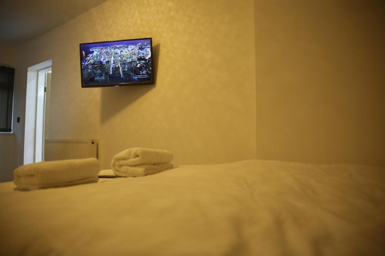 Rostron House Hotel Манчестър Екстериор снимка
